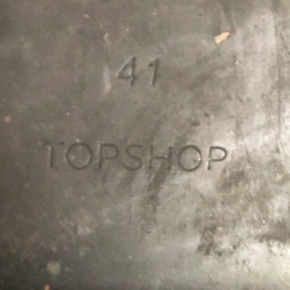 TOPSHOP Amy Studded Biker Boot - Picture 7 of 7